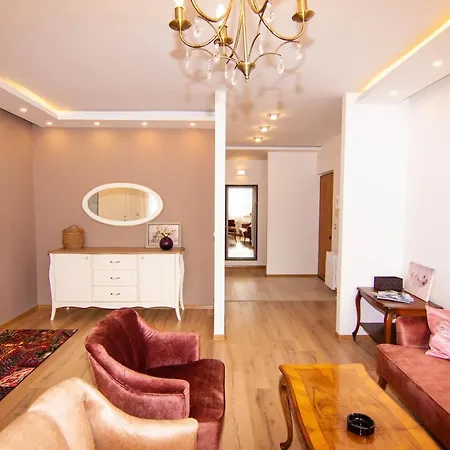 Lejlighed Luxurious Central